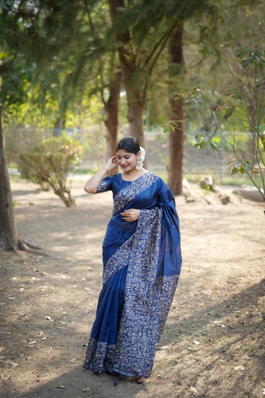 Akshara saree shop in surat gujarat